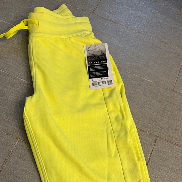 lululemon athletica Pants - Lululemon joggers new